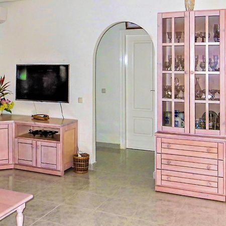 Beautiful Apartment In Quesada Рохалес Екстериор снимка