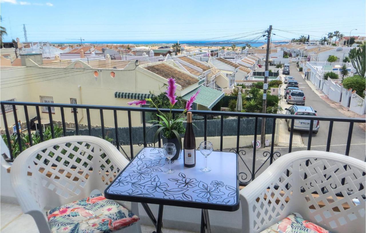 Beautiful Apartment In Quesada Рохалес Екстериор снимка