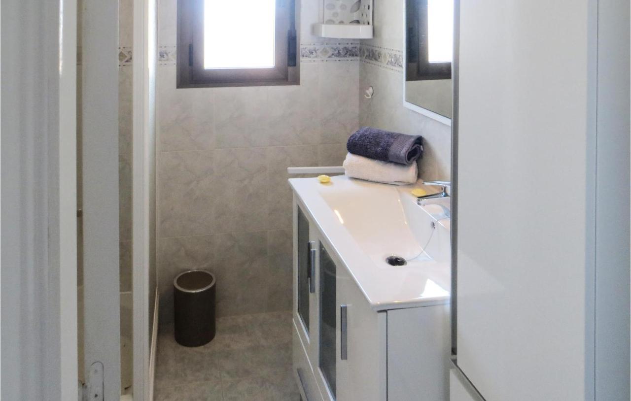 Beautiful Apartment In Quesada Рохалес Екстериор снимка