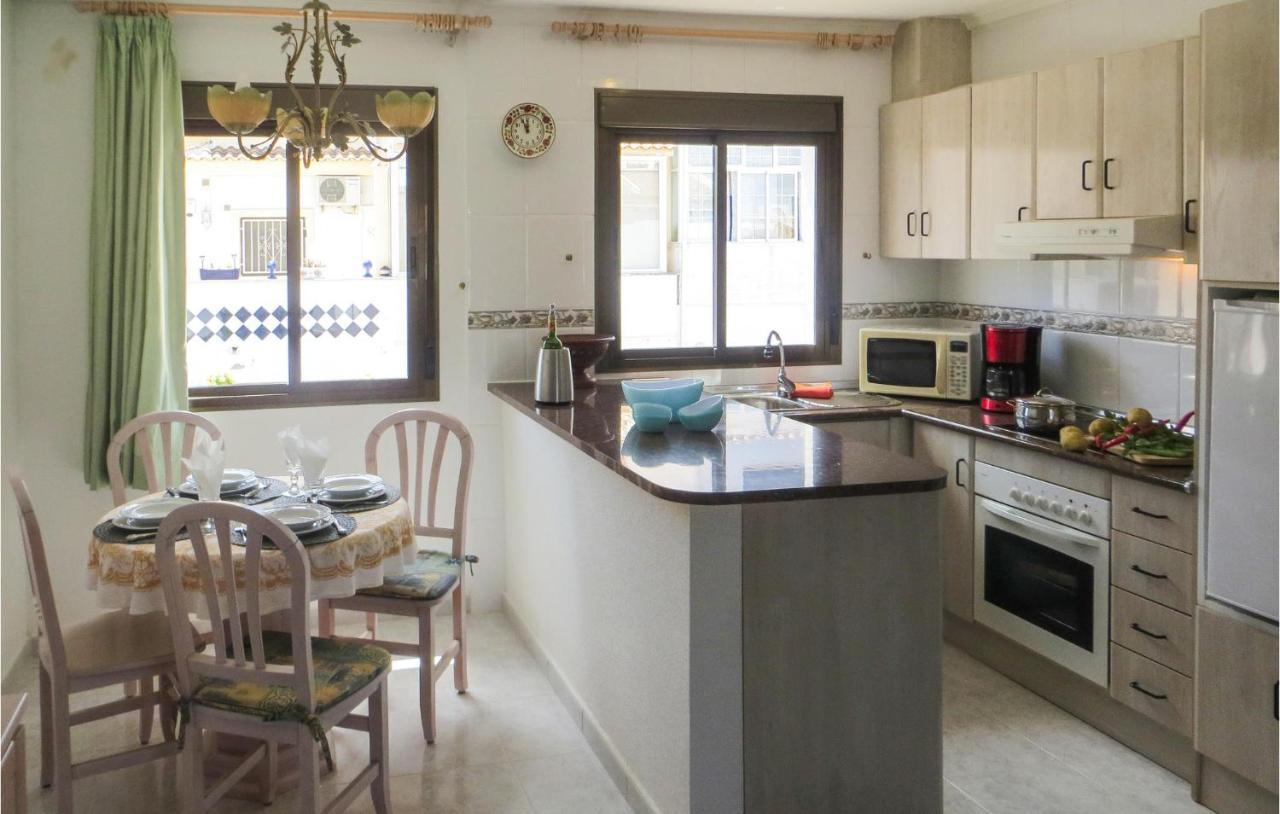 Beautiful Apartment In Quesada Рохалес Екстериор снимка