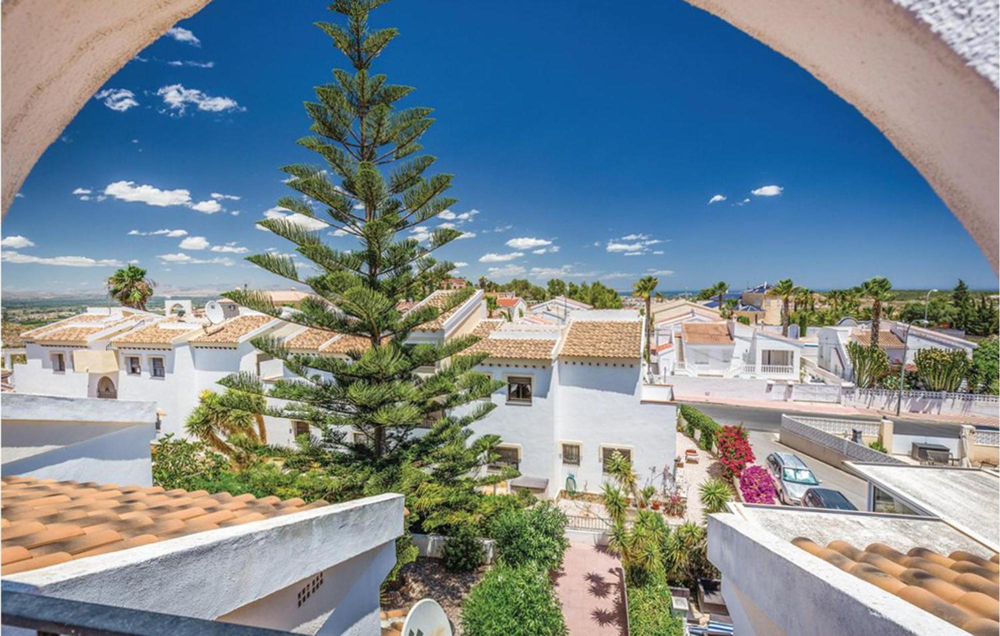 Beautiful Apartment In Quesada Рохалес Екстериор снимка